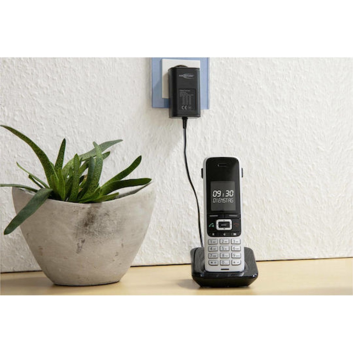 APS 300 Universalnetzteil (schwarz)