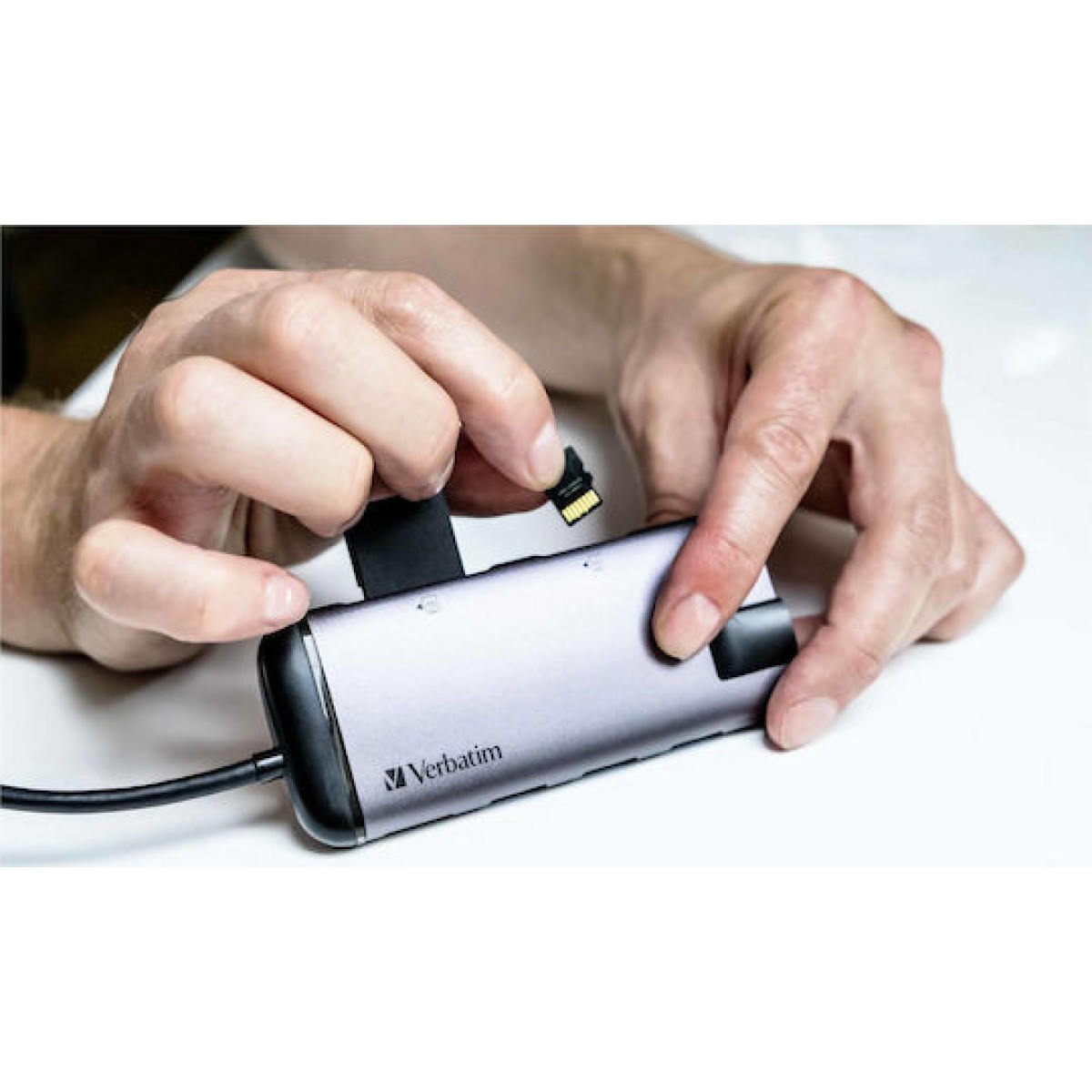 USB-C Multiport-Hub (grau, HDMI, USB-A, RJ-45)