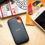 Extreme Portable SSD V2 4 TB, Externe SSD (schwarz/orange, USB-C 3.2 Gen 2 (10 Gbit/s))