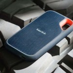 Extreme Portable SSD V2 4 TB, Externe SSD (schwarz/orange, USB-C 3.2 Gen 2 (10 Gbit/s))