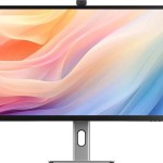 Alogic Clarity Pro Max Webcam IPS HDR Monitor 32