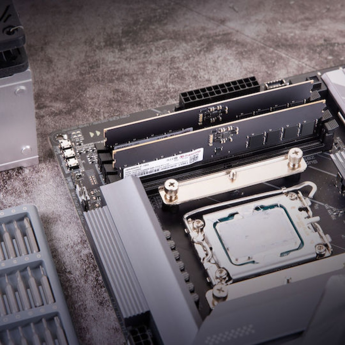 Transcend JetRAM DDR5 32GB RAM με 2x16GB Modules για Desktop