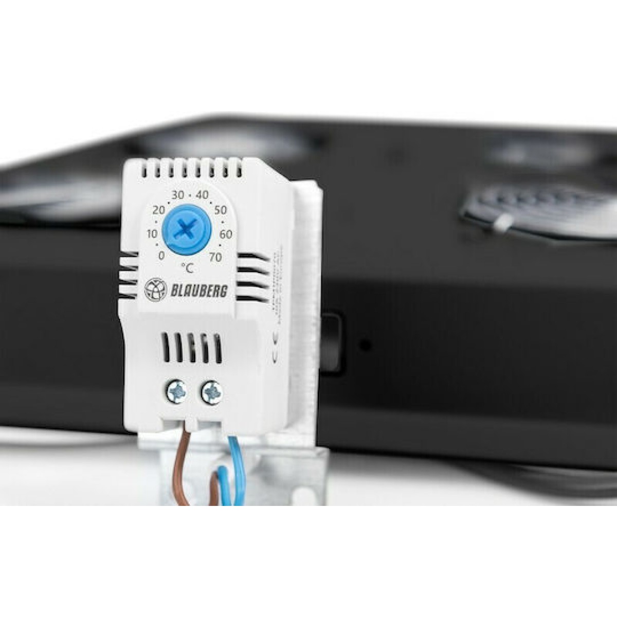 Digitus Roof Cooling Unit for Unique Network Cabinets Μαύρο (DN-19 FAN-4-B-N)