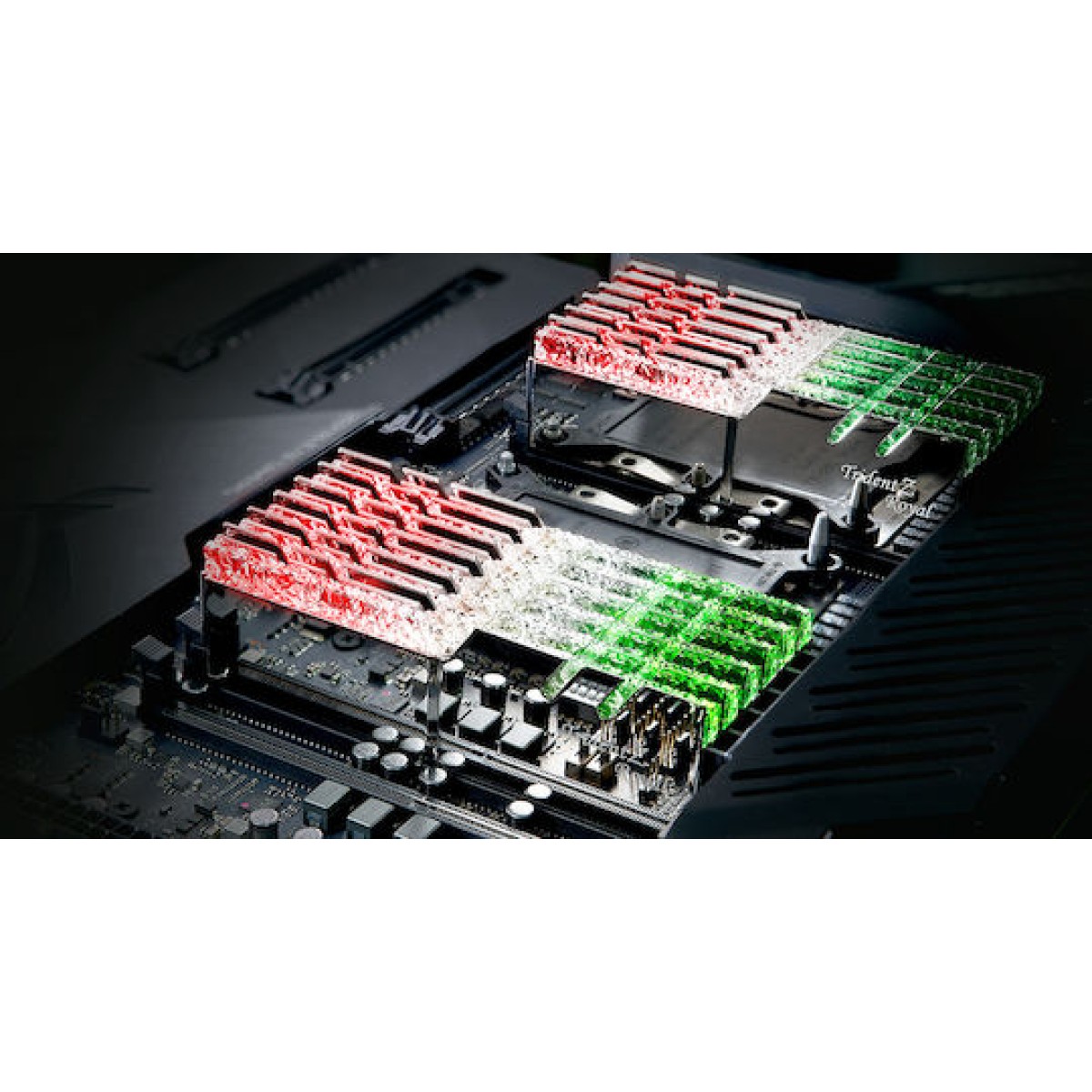 G.Skill Trident Z Royal DDR4 64GB RAM με 4x16GB Modules και Ταχύτητα 3600 για Desktop