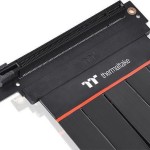 Thermaltake Riser Cable PCIe 4.0 with 90 degree adapter