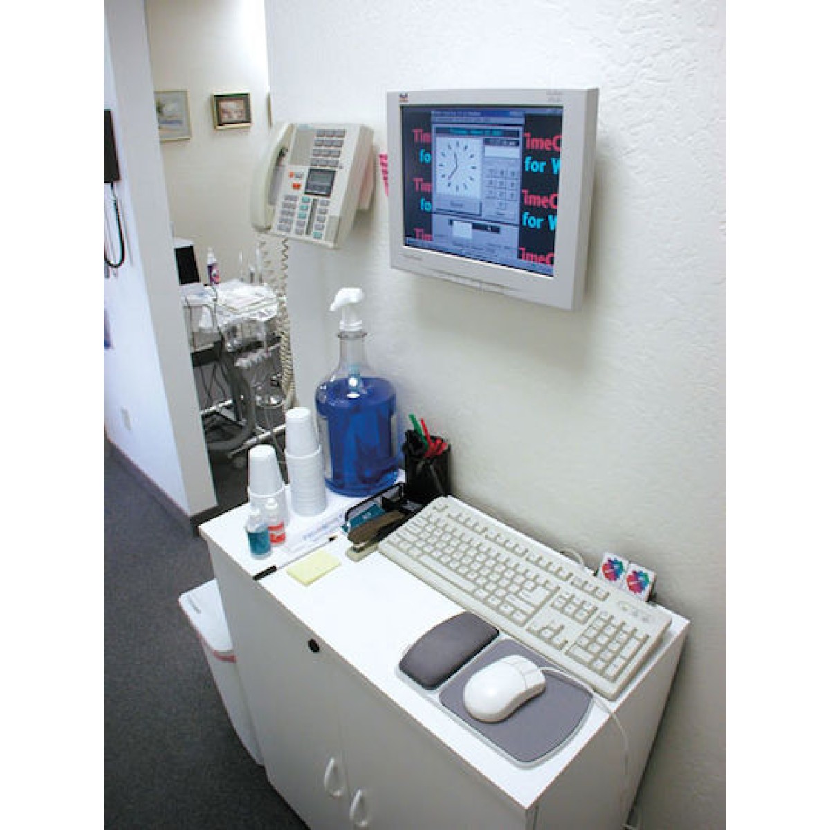 Ergotron 60-239-007 Βάση Τηλεόρασης Τοίχου έως 37