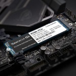MP33 512 GB (PCIe 3.0 x4, NVMe 1.3, M.2 2280)