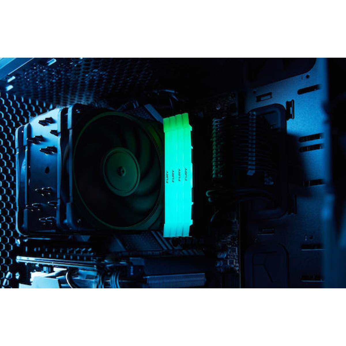 Kingston Fury Renegade Rgb DDR4 με Module 1x16GB και Ταχύτητα 3200 για Desktop