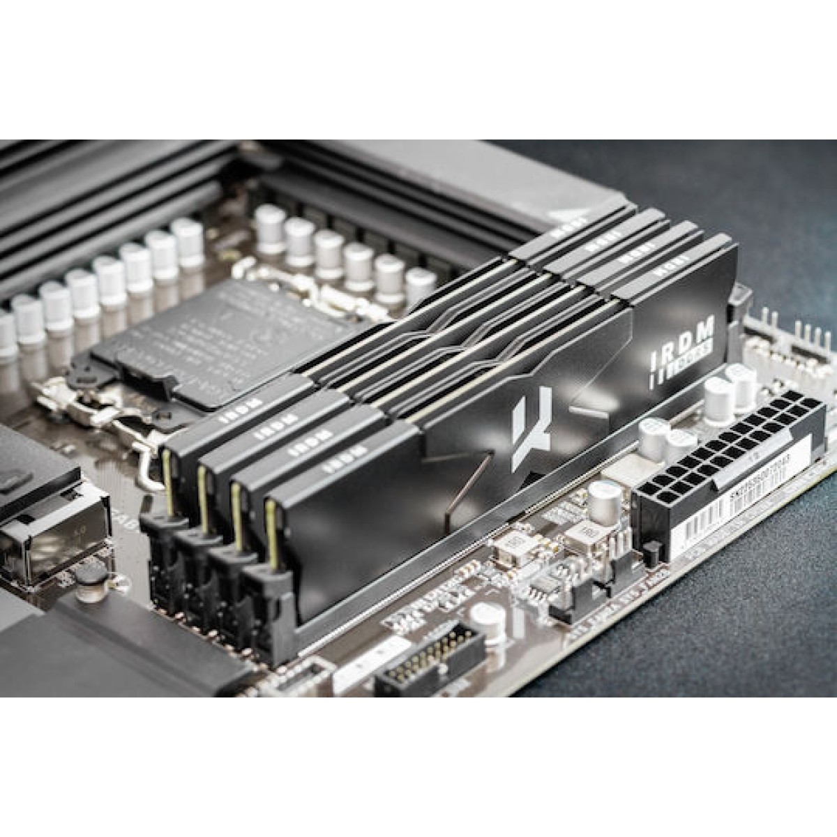 GoodRAM IRDM DDR5 με Module 1x16GB και Ταχύτητα 7600 για Desktop