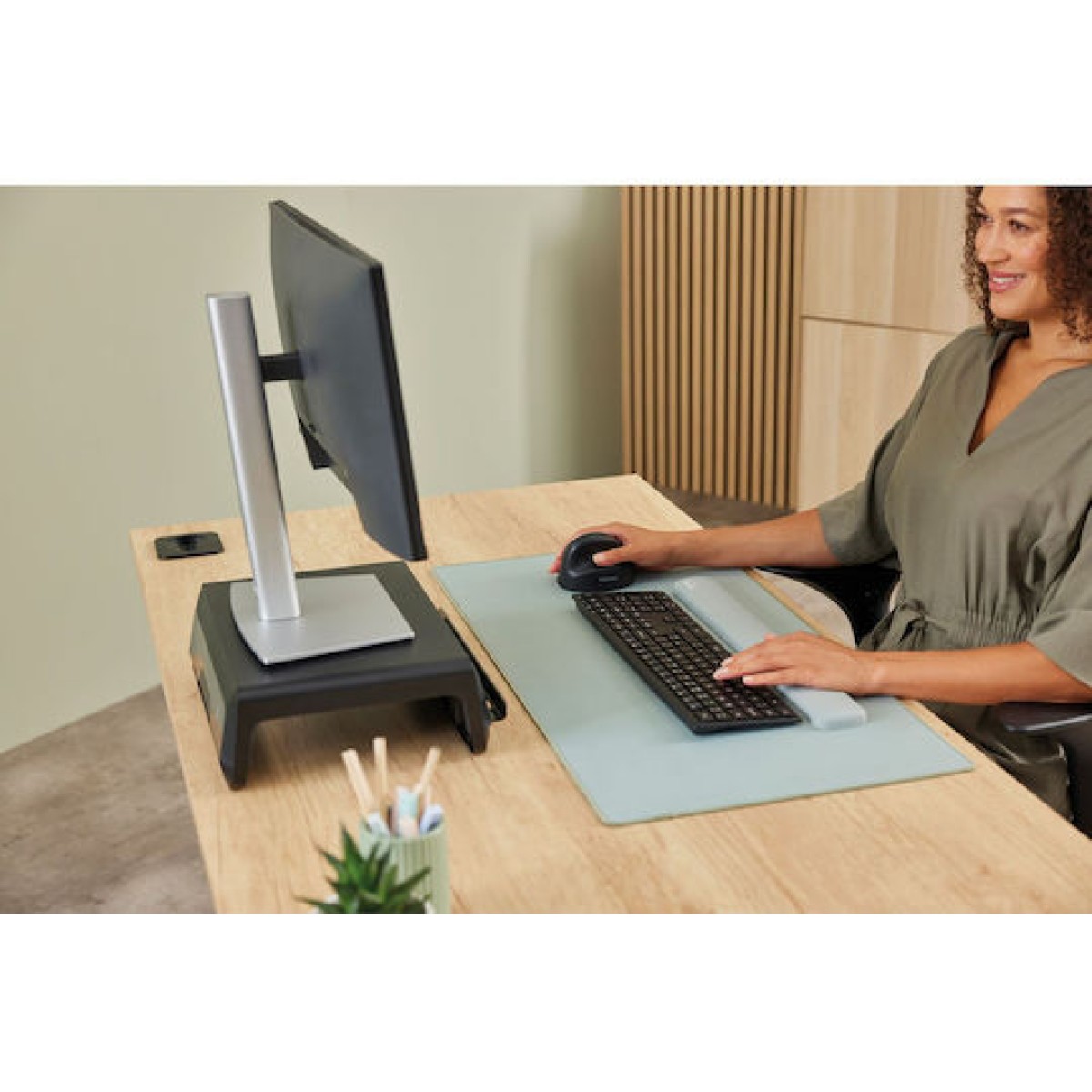 Fellowes Breyta Plus+ Ασύρματο Εργονομικό Bluetooth Vertical Ποντίκι Μαύρο