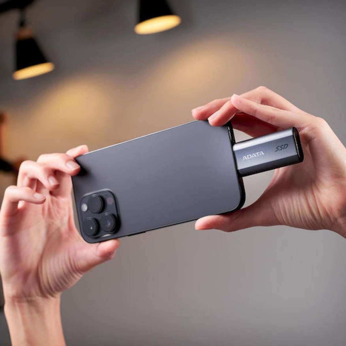 Adata 500GB USB 2.0 SSD Stick Μαύρο