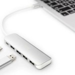 Digitus USB 3.0 Hub 5 Θυρών με σύνδεση USB-C & Θύρα Φόρτισης Ασημί