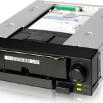 Icy Dock DuoSwap 2.5 inch-3.5 inch Hot-Swap SATA/SAS HDD/SSD Trayless Mobile Rack Backplane Cage for External 5.25Inch Drive Bay Μαύρο