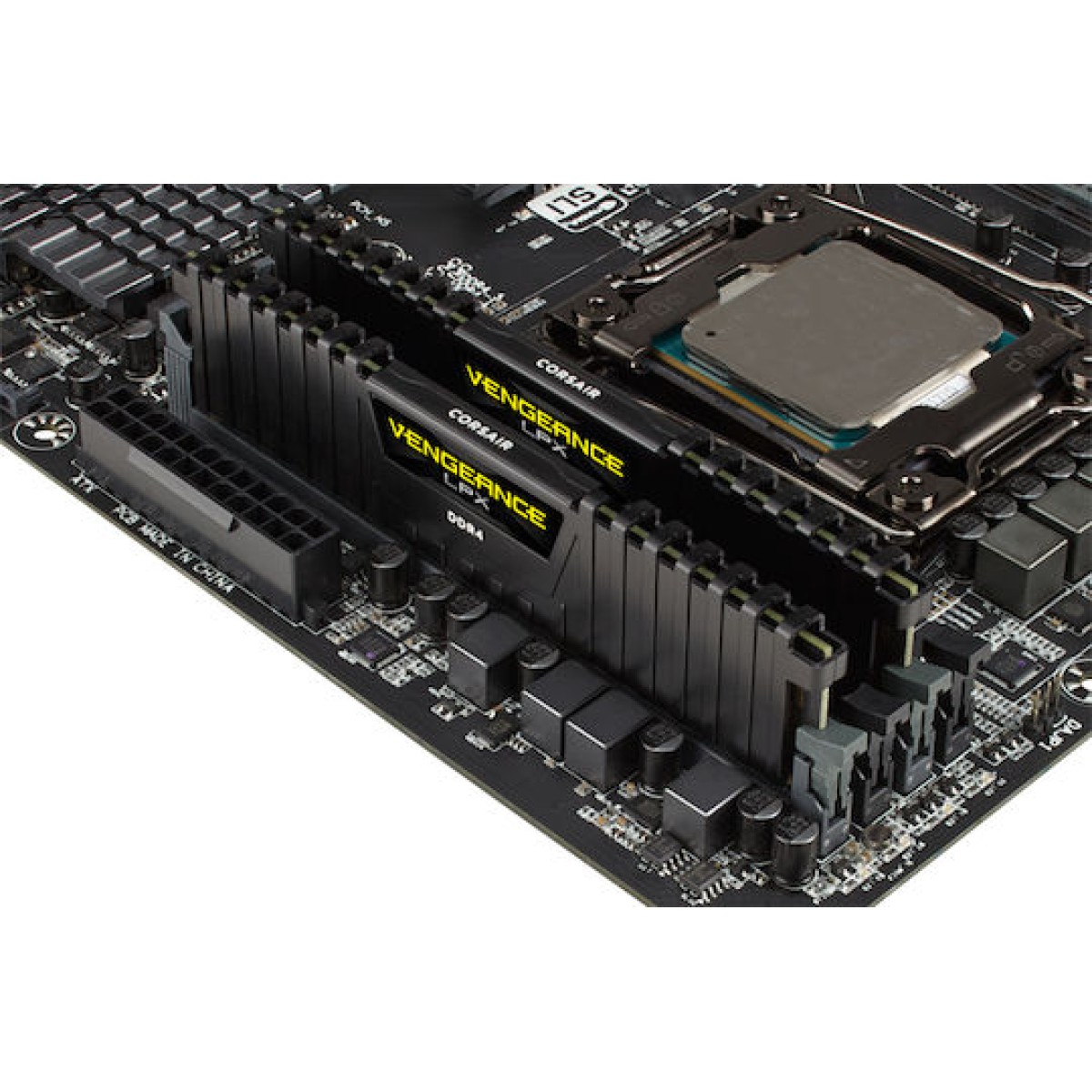 Corsair Vengeance LPX DDR4 32GB RAM με 4x8GB Modules και Ταχύτητα 2666 για Desktop